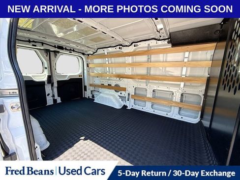 Used 2025 Ford Transit 250 Low Roof w/ Exterior Upgrade Package RWD image 32