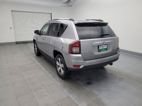 Used 2017 Jeep Compass High Altitude AWD/4WD image 5