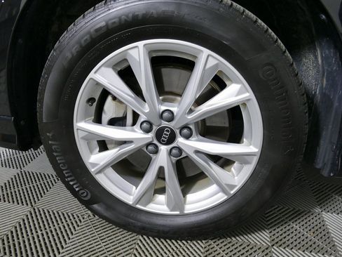 Used 2024 Audi Q3 2.0T Premium image 9