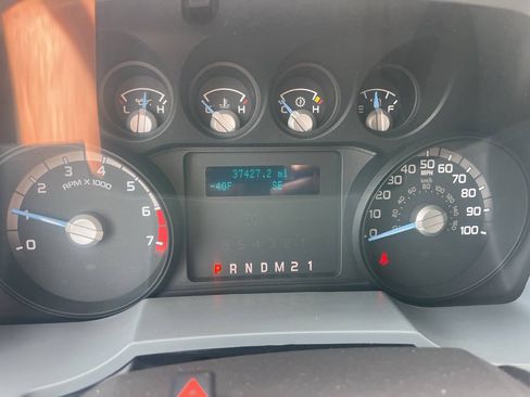 Used 2016 Ford F250 XL w/ Power Equipment Group AWD/4WD image 23
