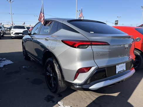 Certified 2025 Buick Envista Sport Touring w/ Convenience I Package image 6