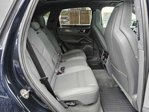 Used 2023 Porsche Cayenne GTS image 12