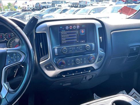 Used 2017 Chevrolet Silverado 1500 LT w/ All Star Edition AWD/4WD image 5