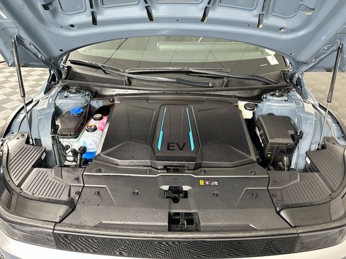 Used 2024 Hyundai Ioniq 5 SEL RWD image 33