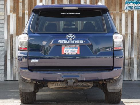 Used 2017 Toyota 4Runner SR5 Premium AWD/4WD image 5