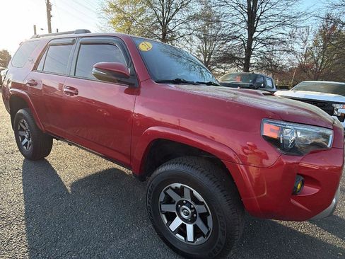 Used 2021 Toyota 4Runner TRD Off-Road Premium image 3