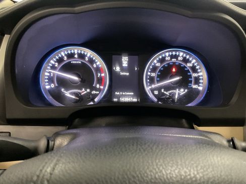 Used 2016 Toyota Highlander XLE image 13