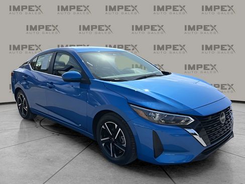 Used 2025 Nissan Sentra SV image 7