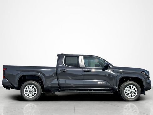 New 2026 Toyota Tacoma SR5 AWD/4WD image 6