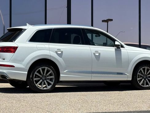 Used 2018 Audi Q7 3.0T Premium Plus w/ Premium Plus Package AWD/4WD image 13