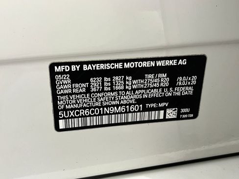 Used 2022 BMW X5 xDrive40i w/ M Sport Package AWD/4WD image 29