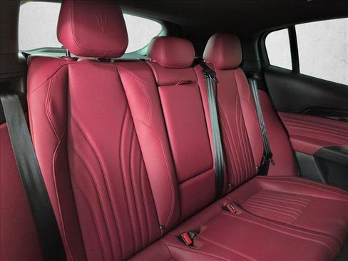 Used 2023 Maserati Grecale Modena image 20