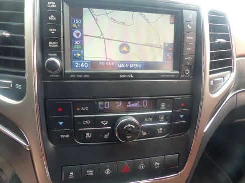 Used 2012 Jeep Grand Cherokee Overland Summit RWD image 23