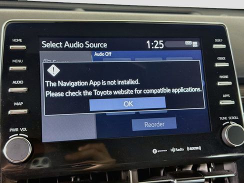 Used 2022 Toyota Avalon XLE FWD image 22