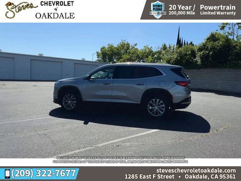 Used 2025 Buick Enclave Preferred FWD image 8
