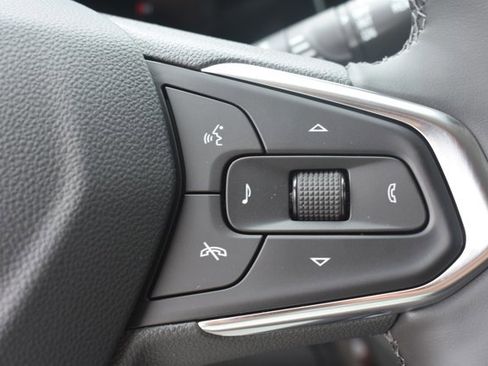 New 2026 Chevrolet Trax LT image 21