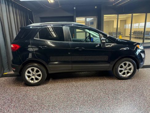 Used 2020 Ford EcoSport SE image 10