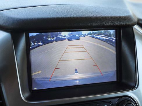 Used 2019 Chevrolet Tahoe LT RWD image 24