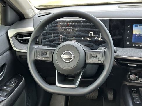 New 2026 Nissan Kicks SV FWD image 19