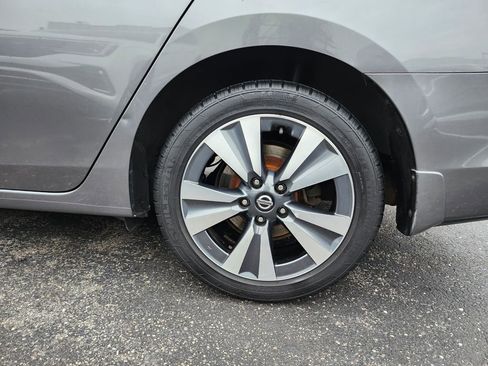 Used 2019 Nissan Sentra SV w/ Special Edition Package image 21