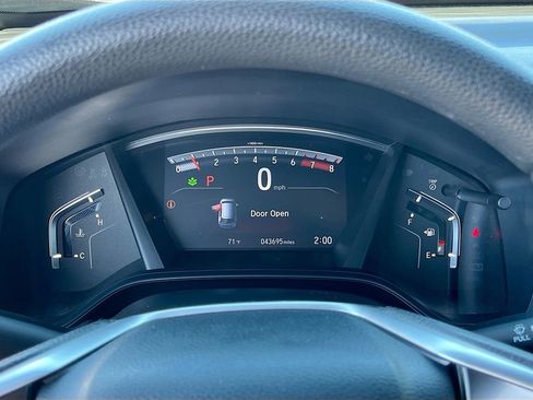 Used 2021 Honda CR-V LX image 12