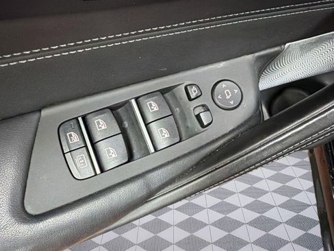 Certified 2023 BMW M5 w/ Competition Package image 11