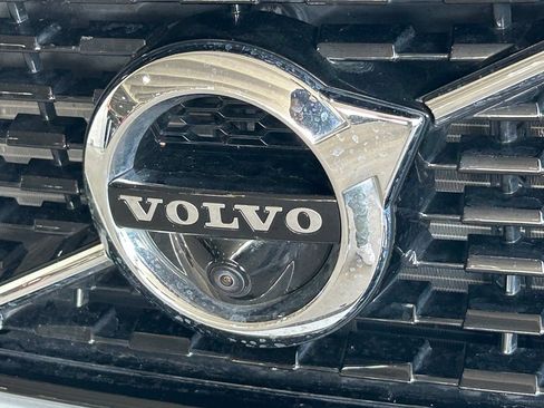 Used 2021 Volvo XC40 T5 R-Design w/ Advanced Package AWD/4WD image 39