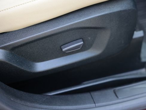 Used 2022 Ford Edge SEL w/ Convenience Package image 10