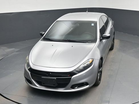 Used 2015 Dodge Dart SXT image 31