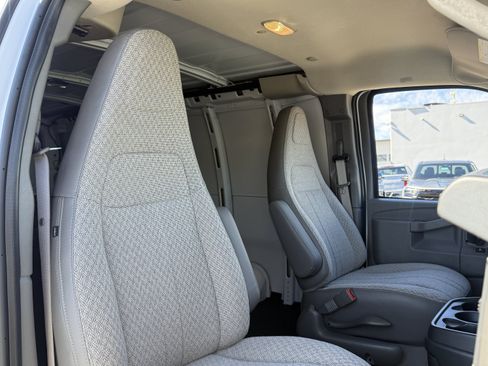 New 2026 Chevrolet Express 2500 w/ Driver Convenience Package RWD image 19
