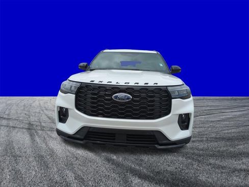 New 2026 Ford Explorer ST-Line RWD image 9