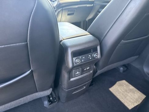 Used 2021 GMC Acadia AT4 w/ Technology Package AWD/4WD image 25