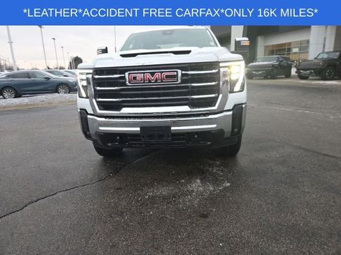 Used 2024 GMC Sierra 3500 SLT image 6