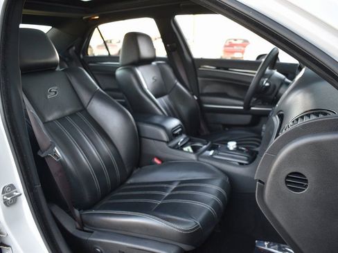 Used 2023 Chrysler 300 S image 20