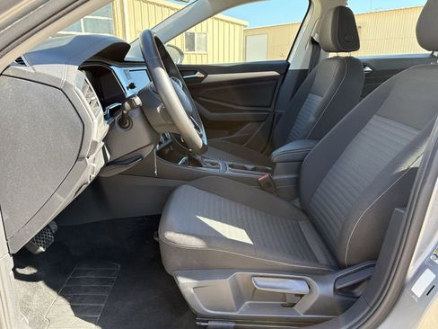 Used 2024 Volkswagen Jetta S image 12