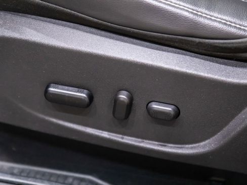 Used 2018 Ford Escape SEL image 9