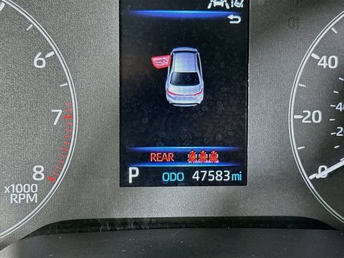 Used 2024 Toyota Corolla LE FWD image 12