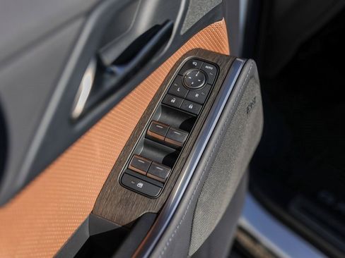 Used 2024 Lexus GX 550 image 23