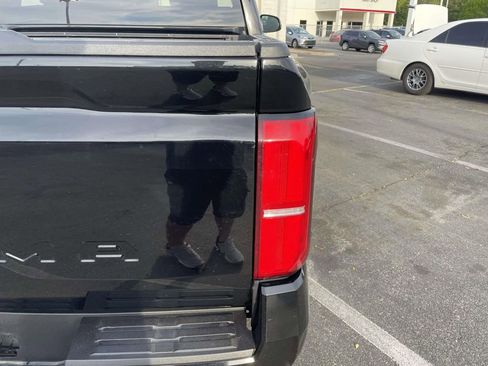 Used 2024 Toyota Tacoma SR5 image 17