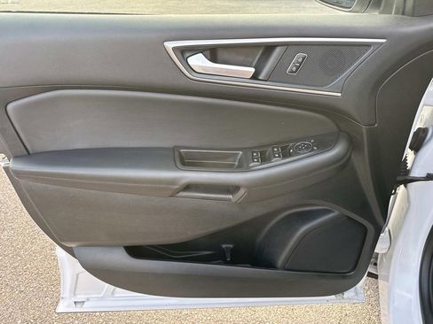 Used 2024 Ford Edge SEL image 18