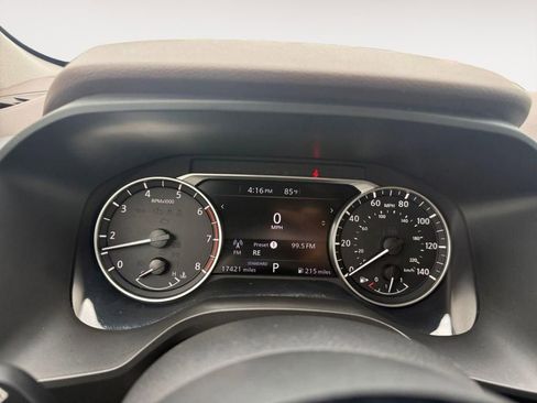 Used 2023 Nissan Rogue SV FWD image 14