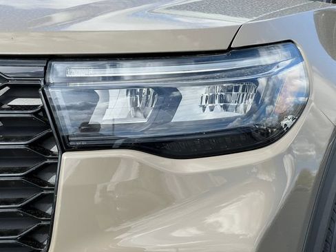 New 2026 Ford Explorer ST-Line w/ ST-Line Street Pack AWD/4WD image 40