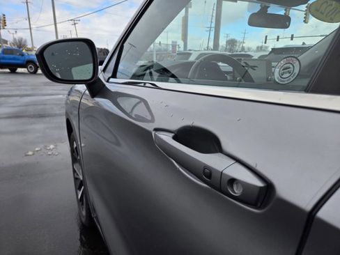 Used 2022 Mitsubishi Outlander SE image 37