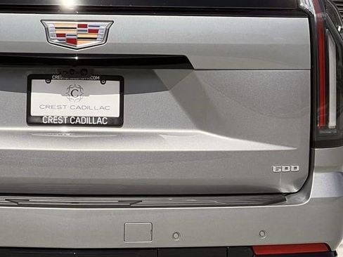 New 2026 Cadillac Escalade ESV Platinum Sport AWD/4WD image 5