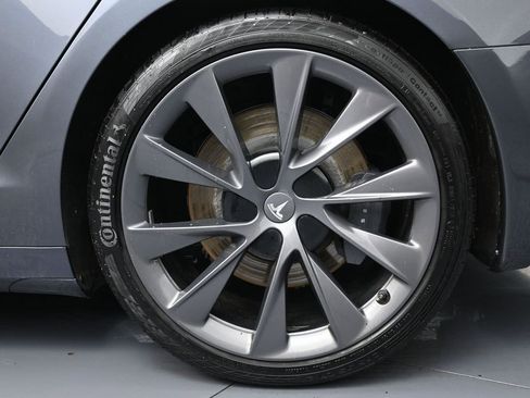 Used 2021 Tesla Model S Long Range image 9