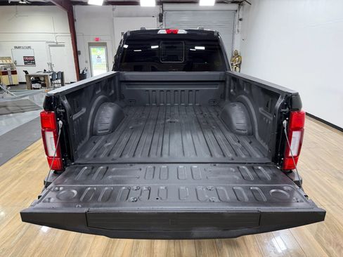 Used 2022 Ford F250 Platinum w/ Tremor Off-Road Package image 8