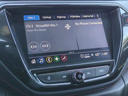 Used 2023 Chevrolet TrailBlazer RS w/ Sun and Liftgate Package image 13