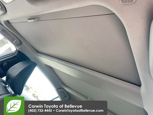 Used 2025 Toyota Prius Limited FWD image 20