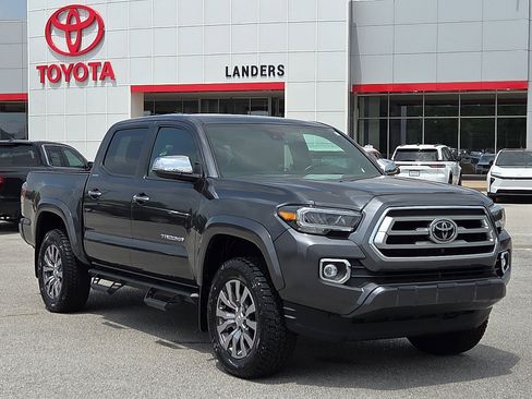 Used 2023 Toyota Tacoma Limited AWD/4WD image 1