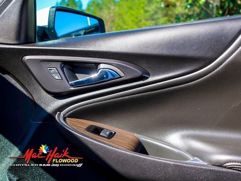 Used 2024 Chevrolet Malibu LT image 10